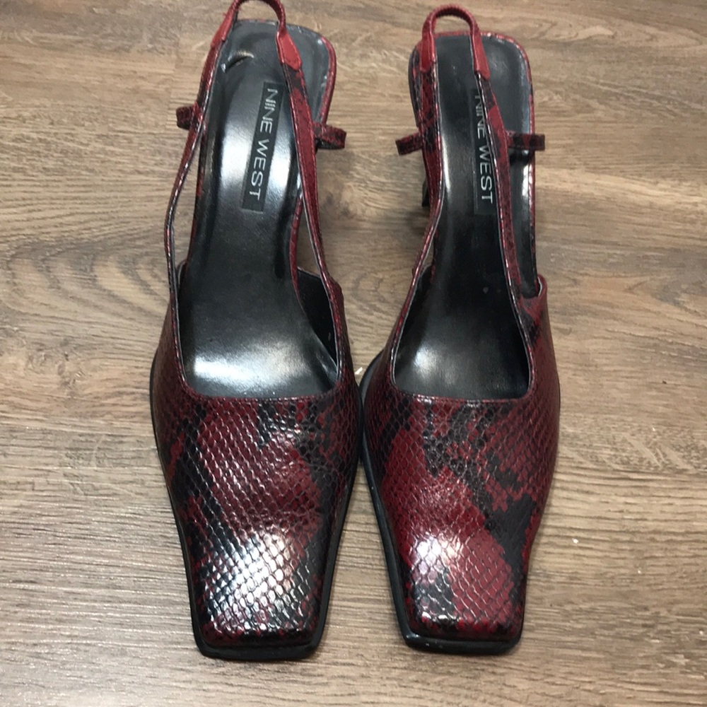 Nine west snake print sling backs sz 9.5